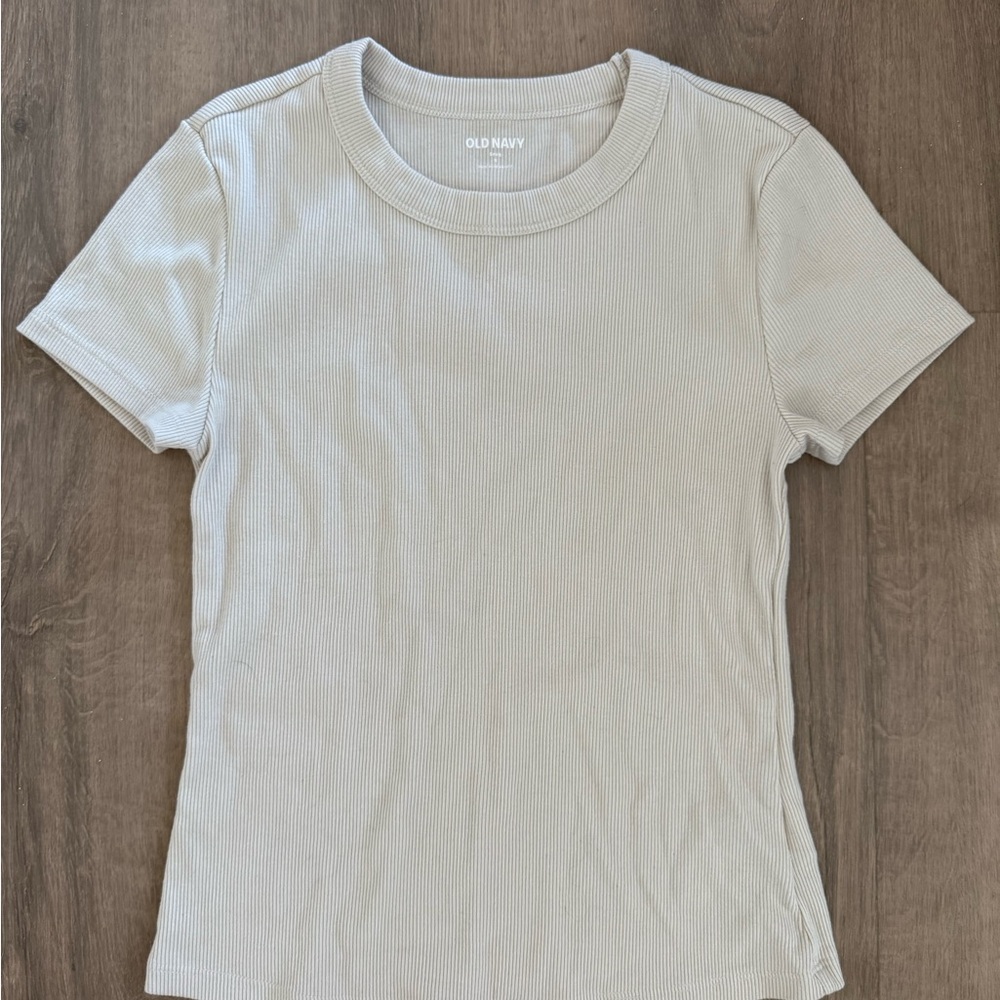 Old Navy Women's Short Sleeve Beige Tee